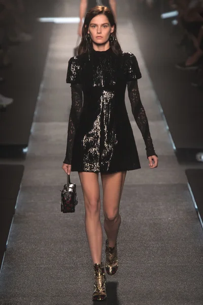 Look 47